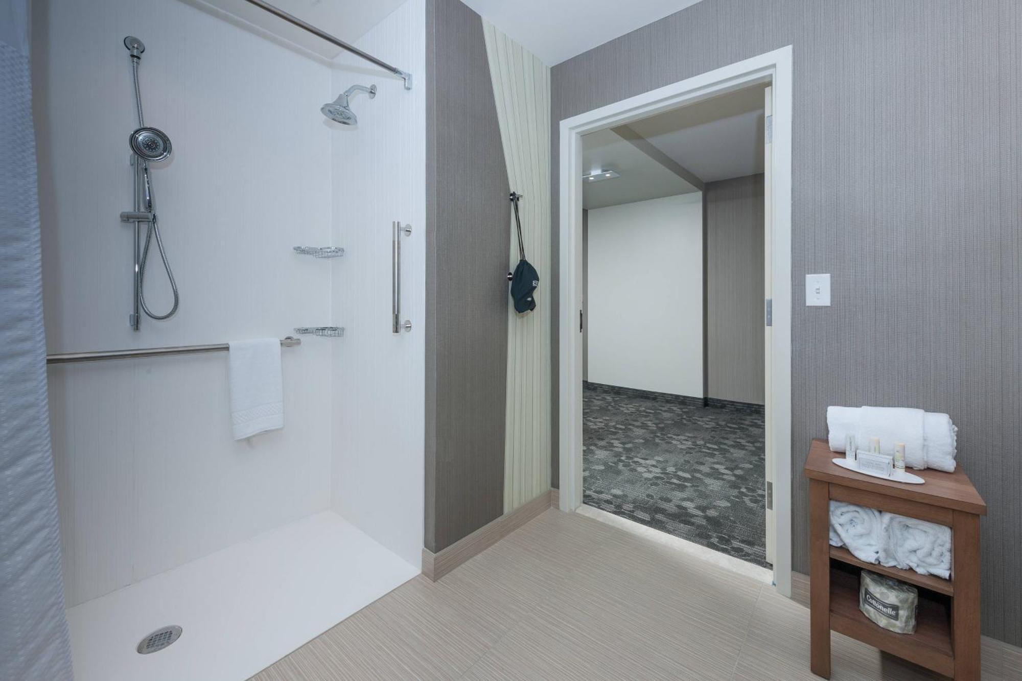 Courtyard By Marriott Boston Littleton Otel Dış mekan fotoğraf