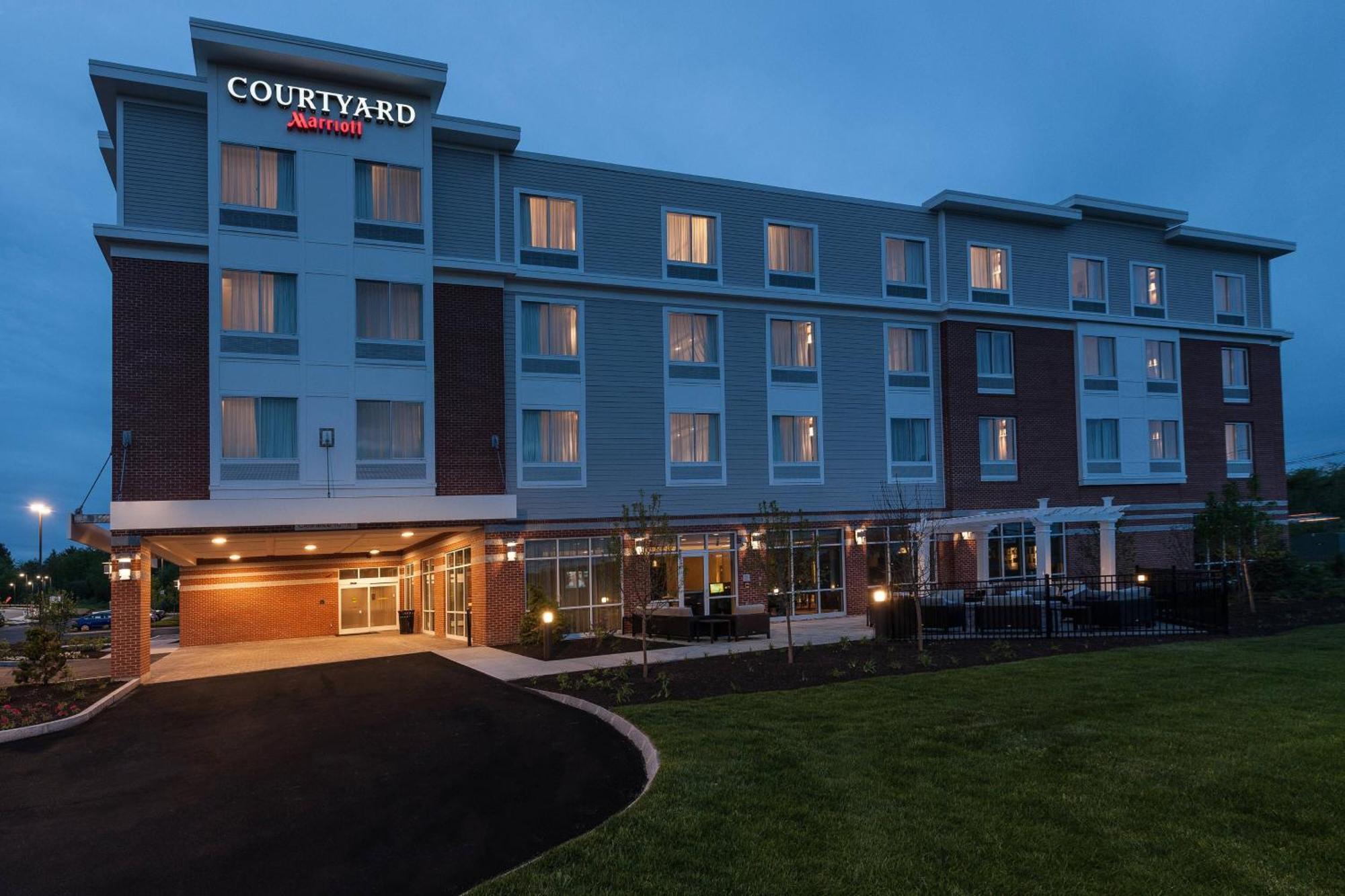 Courtyard By Marriott Boston Littleton Otel Dış mekan fotoğraf