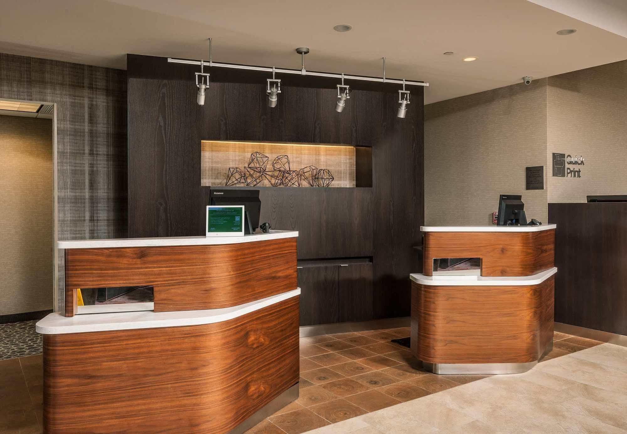 Courtyard By Marriott Boston Littleton Otel Dış mekan fotoğraf