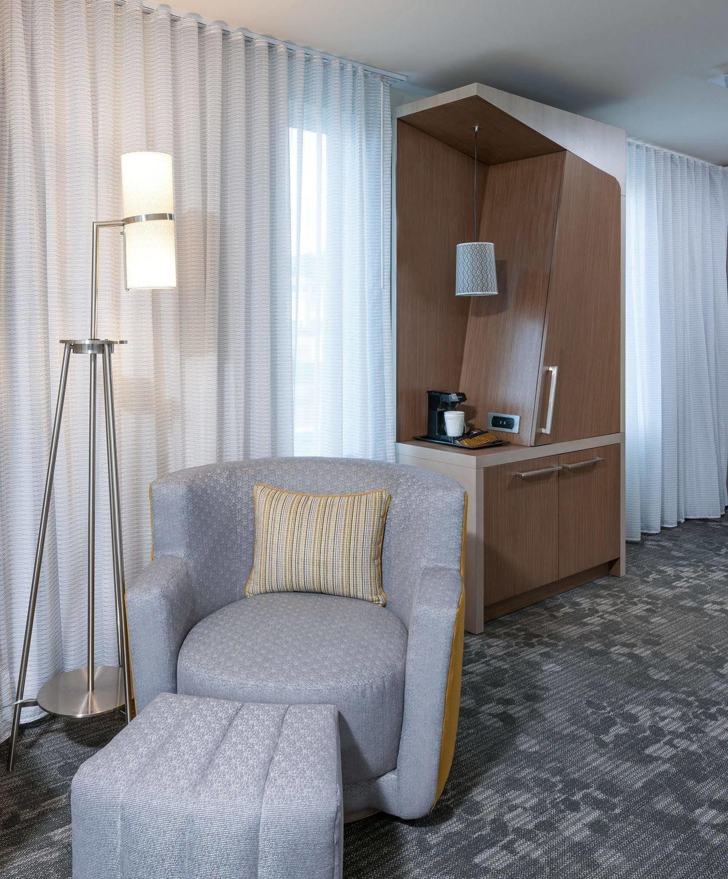 Courtyard By Marriott Boston Littleton Otel Dış mekan fotoğraf