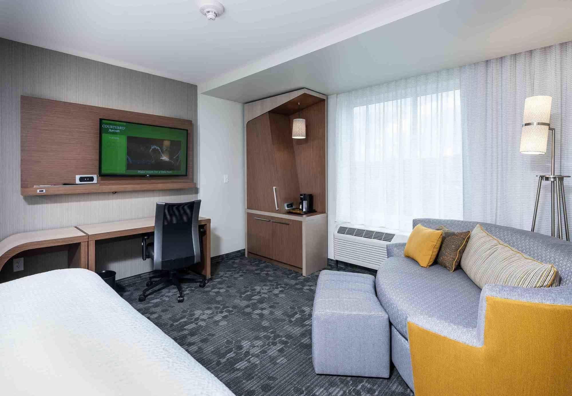 Courtyard By Marriott Boston Littleton Otel Dış mekan fotoğraf