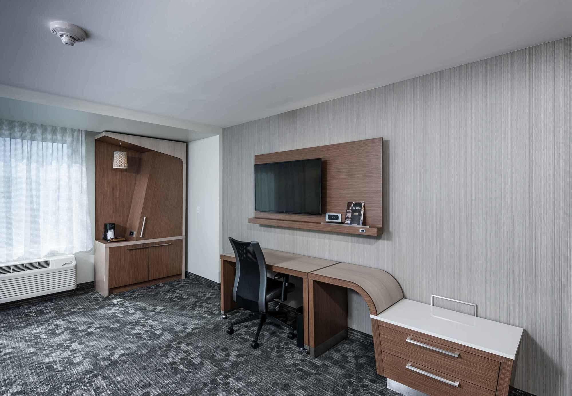 Courtyard By Marriott Boston Littleton Otel Dış mekan fotoğraf